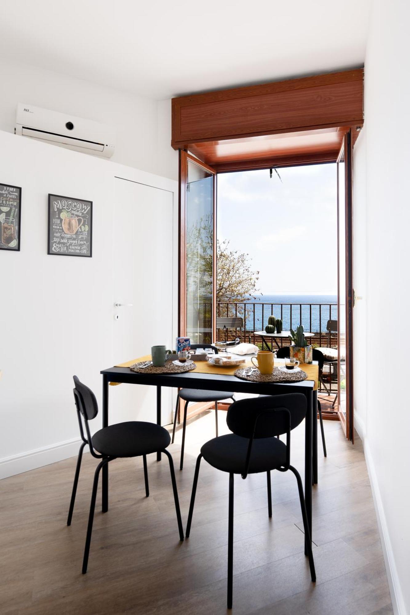 Quintessenza Marina Holiday Home كاتانيا المظهر الخارجي الصورة